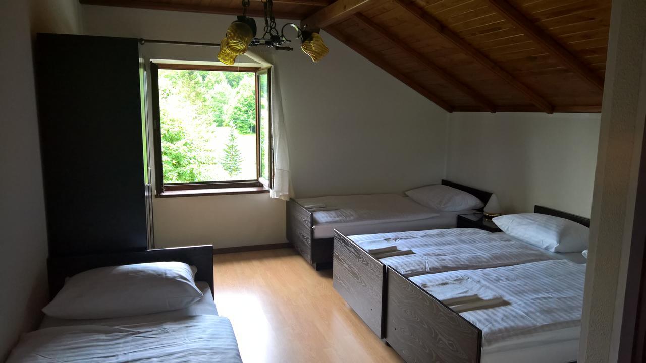 Bed and Breakfast Gostilna Lokve Exterior foto